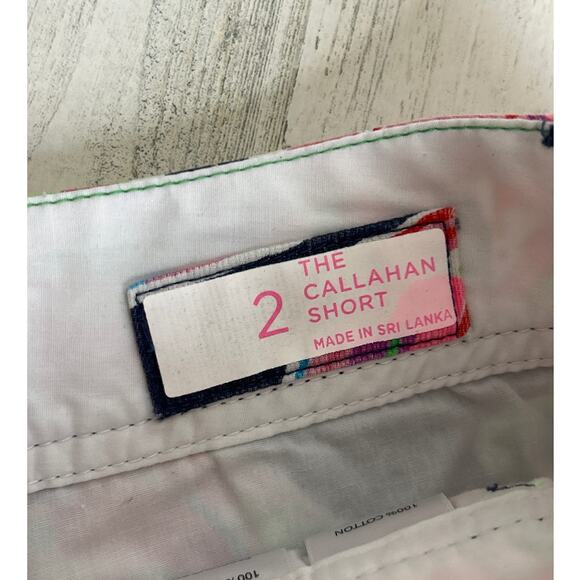 Lilly Pulitzer Women’s 2 Callahan Navy Blue Pink floral Summer Shorts Designer - Picture 6 of 7